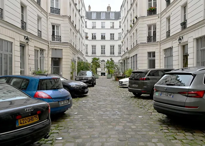 Appartement Charmant Et Spacieux Au Coeur De Paris